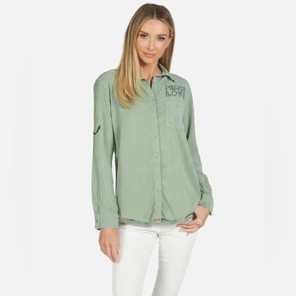 Lauren Moshi Sloane Cool Skull Chambray Raw Hem Button Down Shirt Size Medium - Picture 3 of 11